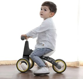 Детски скутер в черно с космически дизайн