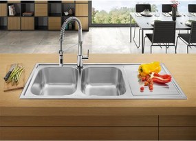 Полупрофесионален смесител за вода Smeg MDF50CR, 5 bar, Подвижна слушалка, Въртящ се на 360° чучур, Крема