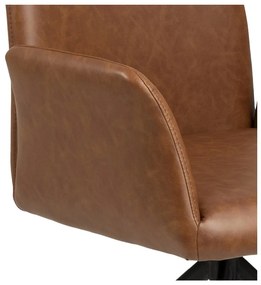 Тапициран трапезен стол с подлакътници в цвят кафяв коняк Naya – Actona