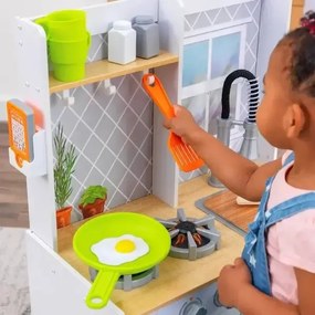 Дървена кухня за игра Let&#039;s Cook с 21 аксесоара - KidKraft