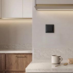 Единичен Ключ с Рамка OSTE JNH006-W BLACK