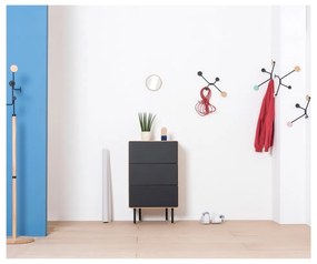 Черен/естествен висок скрин от масивен дъб 60x100 cm Fina – Gazzda