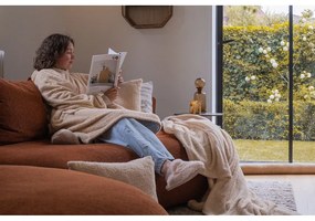 Бежово одеяло от микроплюш 150x200 cm Cocoon – Tiseco Home Studio