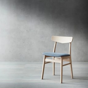 Трапезни столове от дъб Findahl на Hammel Mosbol - Hammel Furniture