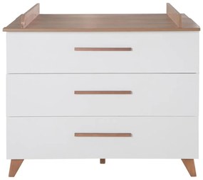 Нисък детски скрин от дъб с масичка за преповиване в бял и естествен цвят 110x98 cm - Roba