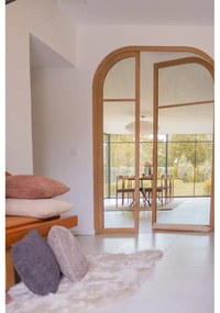 Декоративна възглавница от микроплюш 45x45 cm Cocoon – Tiseco Home Studio