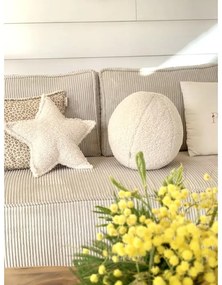 Кремава детска възглавница за диван от букле Ball – Wigiwama