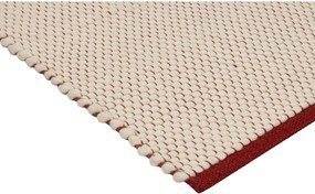 Червен /бежов ръчно изработен вълнен килим 140x200 cm Lenu – noo.ma