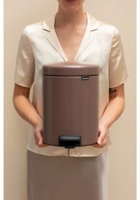 Кош за боклук с педал Brabantia NewIcon 1008841, 5 л, Плавно затваряне, Противоплъзгаща основа, Сатенено покритие, Кафяв