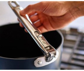 Касерола с капак с керамично покритие подходящо за индукционен котлон Space – Joseph Joseph