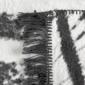 Луксозно одеяло EVA MINGE - сиво с пискюли Ширина: 220 см | Дължина: 240 см