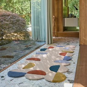 Бежова ръчно изработена вълнена пътека 80x230 cm Mia Scallop Frame – Flair Rugs