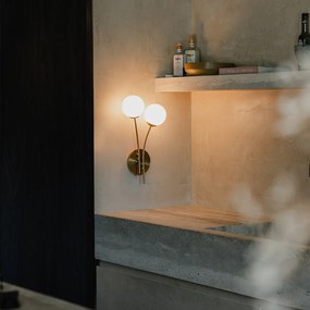 Модерна стенна лампа златиста с опалово стъкло 2-светлина - Атина