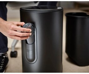 Матово черно метално кошче за боклук с педал 10 l Arc – Joseph Joseph