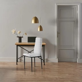 Комплект от 4 елегантни стола в бял цвят с вечен дизайн