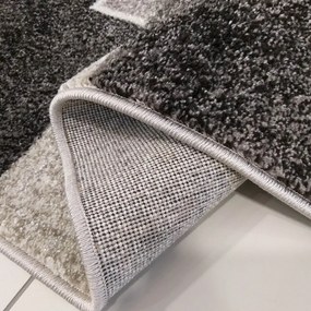 Уникален бежов килим с мотив на квадрати Ширина: 80 см | Дължина: 150 см