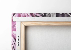 Картина на платно – Цветя на красив фон