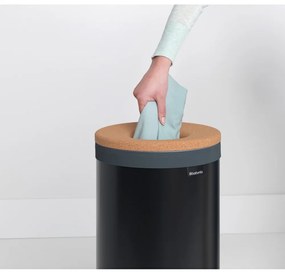 Матово-черен метален кош за пране 35 l – Brabantia