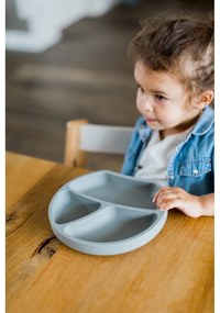 Сива силиконова детска чиния 19x20,5 cm – Kindsgut