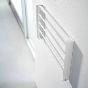 Стенен стоманен рафт за баня в матово бял цвят Tower – YAMAZAKI