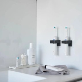 Черен пластмасов мултифункционален държач Film Hook – YAMAZAKI