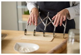 Стоманен разделител за тесто – Blomsterbergs