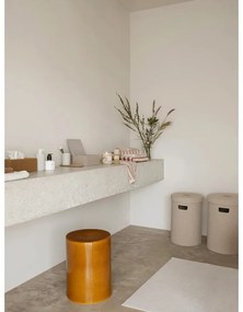 Кремава чаша за четки за зъби от полиресин Kua – Blomus