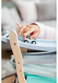 Дървена каскада с коли - Kindsgut