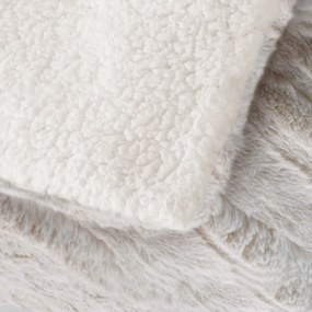 Кремаво одеяло от микроплюш 180x220 cm Foxy – douceur d'intérieur