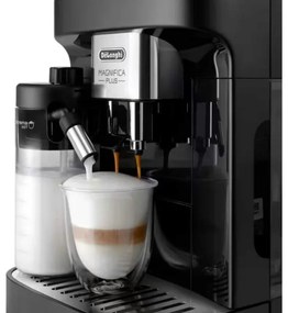 Кафеавтомат DeLonghi Magnifica PLUS ECAM 320.60.B, 1450W, 15 bar, 1.8l, 15 програми, 13 нива на смилане, TFT тъчскрийн, LatteCrema Hot, Опция за кафе на зърна, Черен