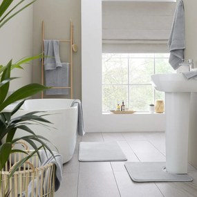 Светлосиви памучни хавлии и кърпи за баня в комплект от 6 бр. от тери Anti-Bacterial – Catherine Lansfield