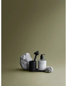 Черна стойка за перилни препарати от каменна керамика Piro – Blomus