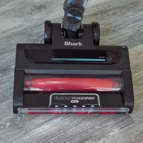 Вертикална прахосмукачка Shark IZ420EUT, 309W, Чупещо се рамо, 0.85 л, Автономия 120 мин, Clean Sense IQ, LED, PowerFins Plus, Сив