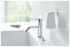 Бял пластмасов държач за чаша Film Hook – YAMAZAKI