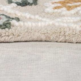 Светлорозов ръчно изработен вълнен килим 120x170 cm Daphne Shaped Floral – Flair Rugs