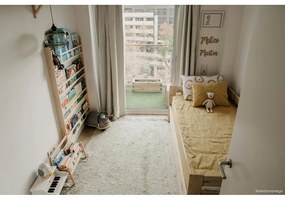 Светлозелен ръчно изработен памучен килим подходящ за пране 140x200 cm Woods Symphony Olive – Lorena Canals