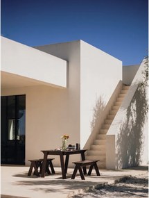 Тъмнокафява градинска пейка от масивно дърво Navo – noo.ma