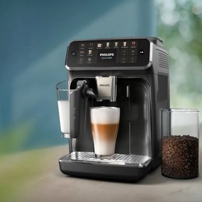 Кафеавтомат Philips EP5541/50 5500 LatteGo, 1500W, 15 bar, 1.8 л, 20 напитки, Керамична мелачка с 12 нива, TFT, AquaClean, SilentBrew, AromaExtract, ExtraShot, Черен