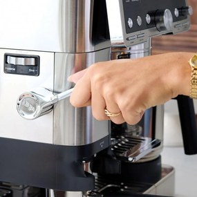 Кафеавтомат 3в1 Ninja Luxe Café Pro ES701EU, 1650W, 15 bar, 250 г, 2 л, Barista Assist, 5 настройки пяна, 9 вида еспресо, Инокс