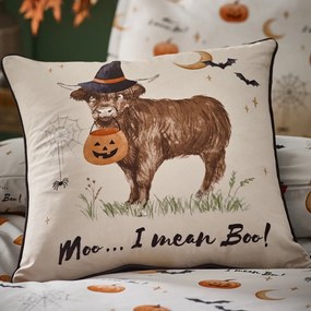 Декоративна възглавница с хелоуински мотив 45x45 cm Halloween Highland Cow – Catherine Lansfield