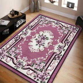 Красив розов килим с флорален десен