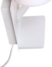 Модерна стенна лампа бяла с USB-C и безжично зарядно - Comfort