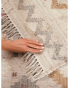 Кремав ръчно изработен ютен килим 200x300 cm Roya Imani – Elle Decoration