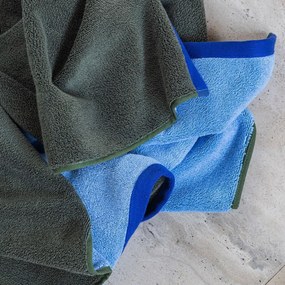 Тъмнозелена/синя хавлиена кърпа от органичен памук от тери 70x133 cm Soft – Mette Ditmer Denmark
