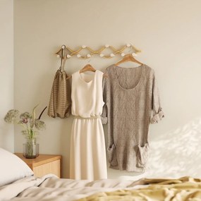 Стенна закачалка от масивно каучуково дърво в естествен цвят Montage – Umbra