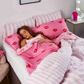 Розов чаршаф 131x215 cm Pouting Lips – Sassy B