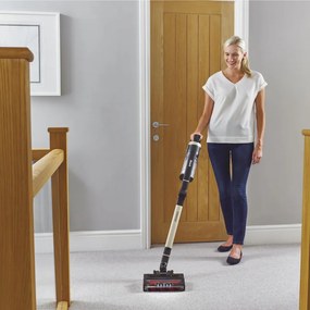 Вертикална прахосмукачка Shark Stratos True Pet Flexology IZ400EUT, 309W, 0.7L, Автономия 60 мин, Clean Sense IQ, Pet Pro, LED, Powerfins, Тъмносив/шампанско