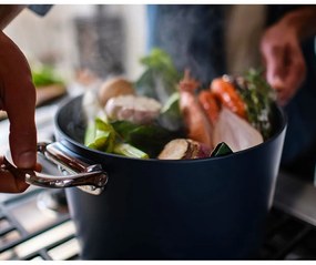 Касерола с капак с керамично покритие подходящо за индукционен котлон Space – Joseph Joseph