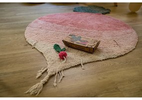 Розов ръчно изработен памучен детски килим подходящ за пране 100x150 cm Ramona the Radish – Lorena Canals