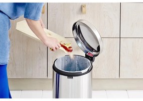 Кош за боклук с педал Brabantia NewIcon 649046, 20 л, Плавно затваряне, Противоплъзгаща основа, Устойчив на пръстови отпечатъци, Инокс/Мат